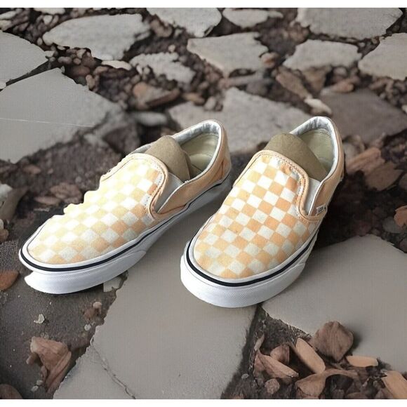 Vans Classic Slip On Skateboard Shoes Salmon Check Women's Sz 7.5 Sneaker Mens 6 - Picture 3 of 11